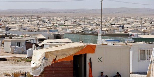 Face a la degradation de l’aide, les refugies syriens quittent le jordanie en masse[reuters.com]