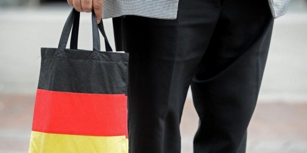 Le moral des investisseurs allemands mine par volkswagen et les marches emergents[reuters.com]