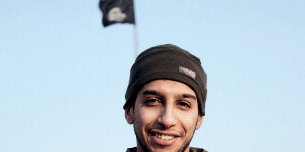 Abdelhamid abaaoud est revenu sur les scenes de crime le soir des attaques[reuters.com]
