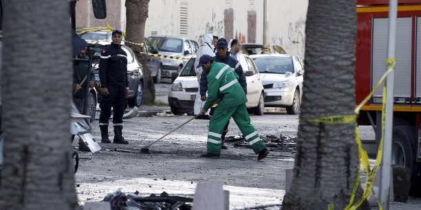 Des arrestations et des assignations a residence apres l'attentat de tunis[reuters.com]