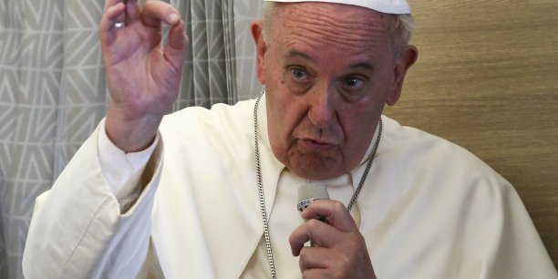 Sans accord a la cop21, le monde au bord du suicide, dit le pape[reuters.com]
