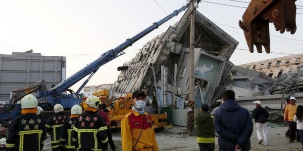 Deux nouveaux survivants apres le seisme a taiwan[reuters.com]