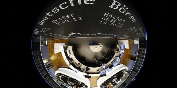 Net recul des bourses europeennes a la mi-seance[reuters.com]
