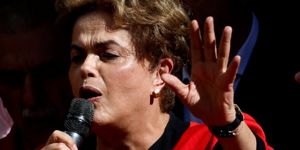 Rousseff s’engage a augmenter les depenses sociales au bresil[reuters.com]