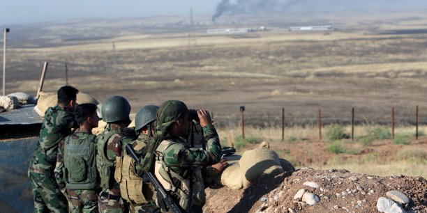 Des peshmergas kurdes lancent une offensive a l'est de mossoul, en irak[reuters.com]