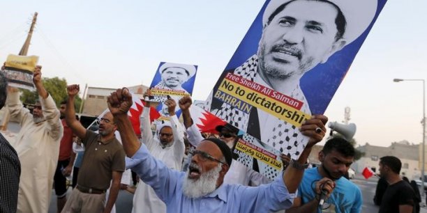 Le chef de l'opposition a bahrein voit sa detention prolongee[reuters.com]