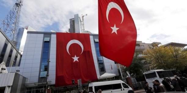 Ankara place la confrerie de gulen sur la liste des organisations terroristes[reuters.com]