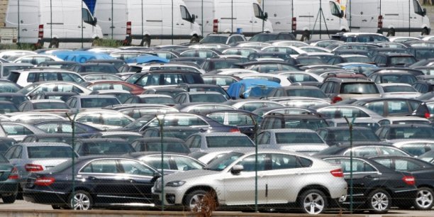 Nouvelle hausse des immatriculations de voitures en mai[reuters.com]