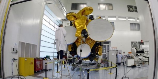 Eutelsat abaisse ses objectifs financiers[reuters.com]