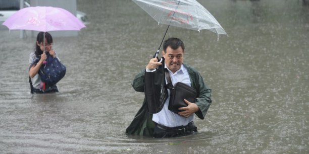 Pres de cent morts dans de nouvelles inondations en chine[reuters.com]