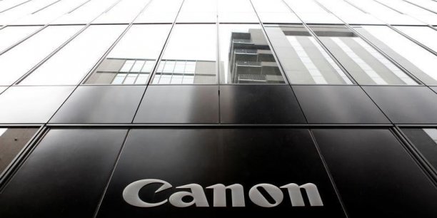 Canon revise a la baisse sa prevision de benefice annuel[reuters.com]