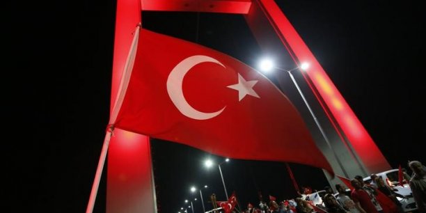 Mandats d'arret en turquie pour 47 journalistes[reuters.com]
