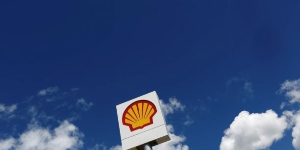 Shell fait moins bien que prevu au 2e trimestre[reuters.com]