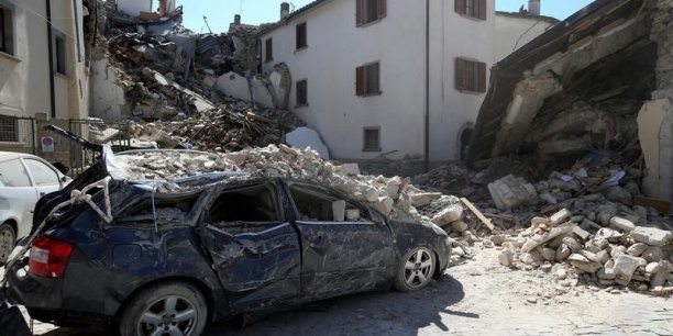 Le bilan du seisme en italie s'aggrave[reuters.com]