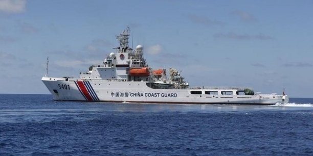 Chinois et russes vont effectuer des manoeuvres militaires en mer de chine meridionale a partir de lundi[reuters.com]