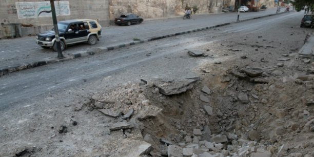 Alep en proie a d'intenses bombardements syriens et russes[reuters.com]