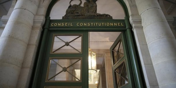 Le conseil constitutionnel censure le registre public des trusts[reuters.com]
