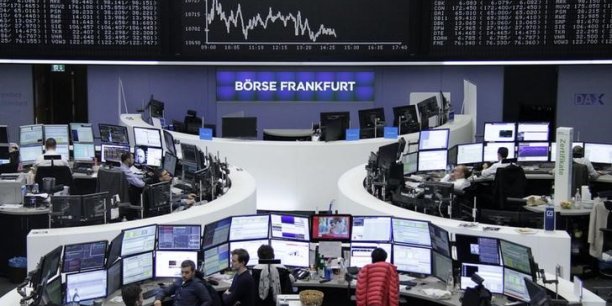 Les bourses europeennes cloturent en ordre disperse[reuters.com]