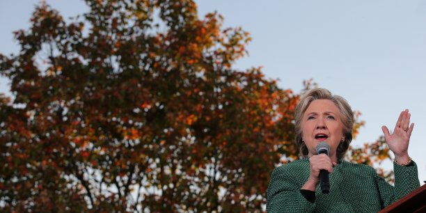 Clinton qualifie trump de mauvais perdant[reuters.com]