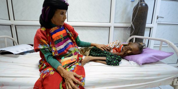 Au yemen, environ 1,5 million d'enfants souffrent de la faim[reuters.com]