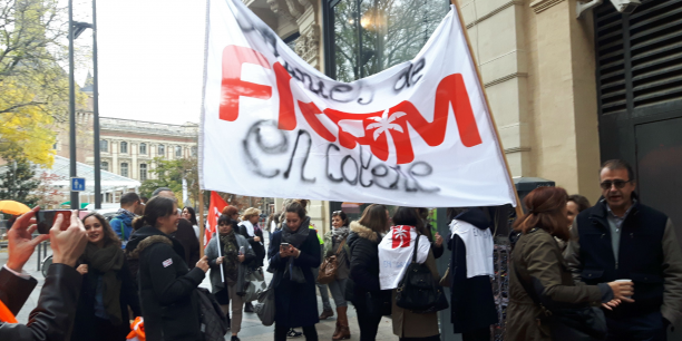 Manifestation ce 24 novembre devant Fram à Toulouse.
