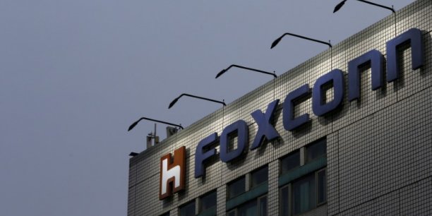 Foxconn envisage d'investir 7 milliards de dollars aux etats-unis[reuters.com]