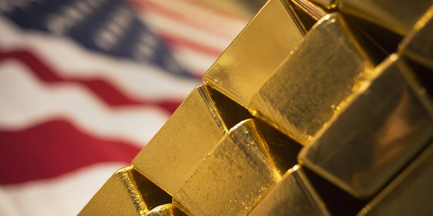 Après la Seconde Guerre mondiale les États-Unis comptaient sur une réserve d’or immense, estimée à plus de 20,7 tonnes métriques.