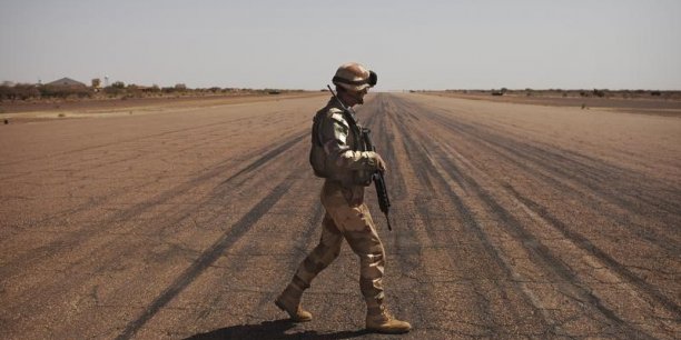 Premiere patrouille des touaregs avec l'armee malienne a gao[reuters.com]