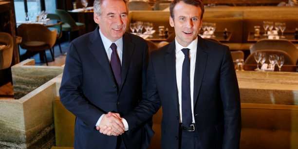 Macron et bayrou contre l'hegemonisme politique et le fn[reuters.com]