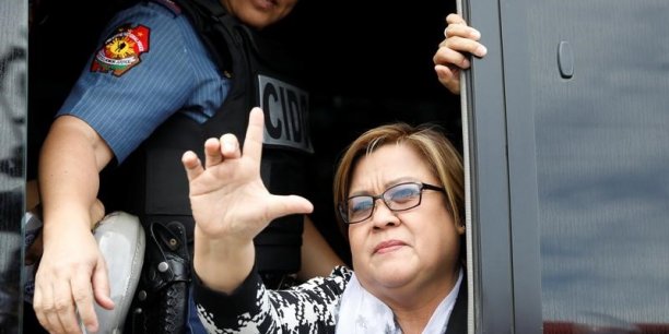 La police aux philippines arrete une senatirce critique de duterte[reuters.com]