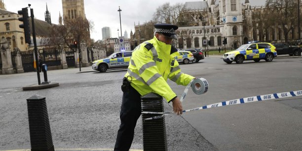 Detonations pres du parlement a londres[reuters.com]