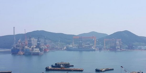 Seoul se prepare a renflouer les chantiers navals daewoo[reuters.com]