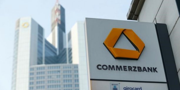 Commerzbank s'attend a un benefice stable en 2017[reuters.com]