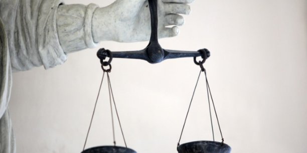 Affaire bettencourt: la juge prevost-desprez relaxee en appel[reuters.com]