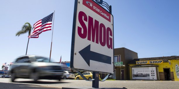 La californie vote les normes d'emissions de voitures rejetees par trump[reuters.com]