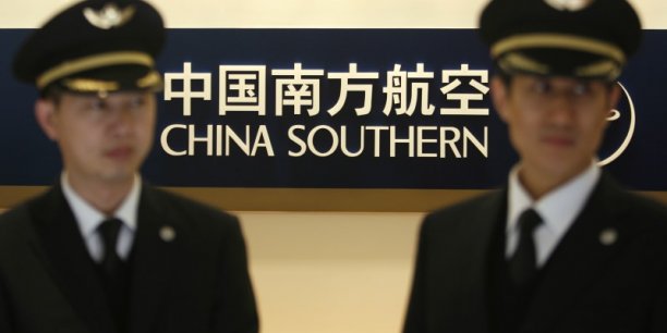 American airlines prend 2,68% de china southern[reuters.com]