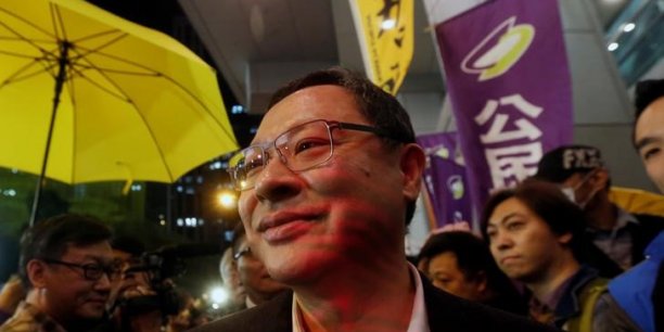 Hong kong: comparution de neuf chefs d'occupy central[reuters.com]