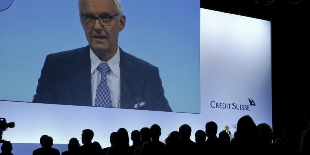 Le president de credit suisse temporise sur l'ipo de la filiale suisse[reuters.com]