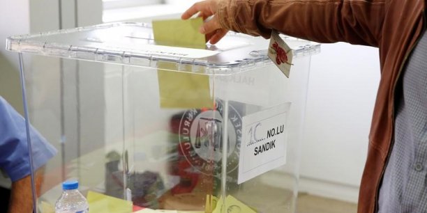 Incertitude sur l'issue du referendum constitutionnel en turquie[reuters.com]