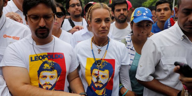 L'opposition venezuelienne va defiler a la memoire des victimes[reuters.com]