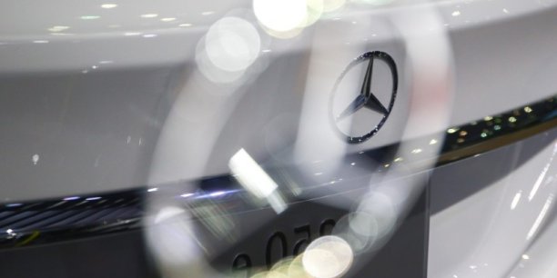 Daimler releve sa prevision de benefice d'exploitation 2017[reuters.com]