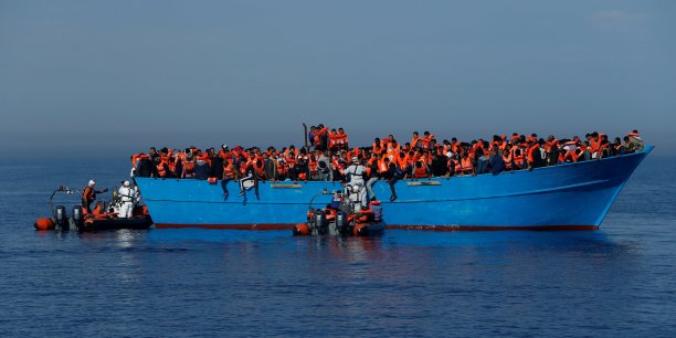L'ue deplore l'absence de plan libyen pour bloquer les migrants[reuters.com]