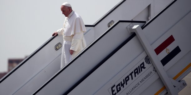 Le pape au caire pour renouer le dialogue avec l'islam[reuters.com]