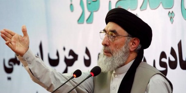 Le chef de guerre afghan hekmatyar tend la main aux taliban[reuters.com]