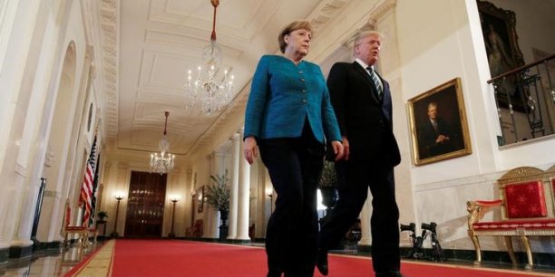 Merkel dit avoir une bonne relation de travail avec trump[reuters.com]