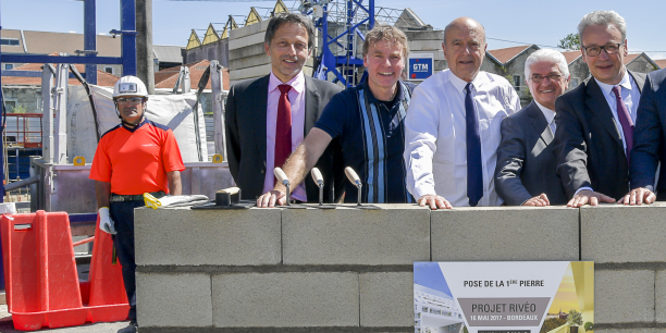 Jérôme Siri, maire adjoint de Bordeaux-Bastide, Winy Maas, Alain Juppé, Jacques Rubio et Nordine Hachemi.