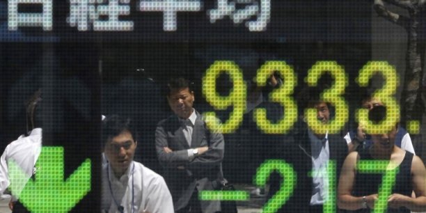 Le nikkei a tokyo finit en baisse de 0,33%[reuters.com]