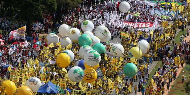 Le gouvernement bresilien ne veut pas de l'armee a brasilia[reuters.com]