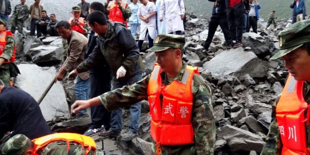 Des dizaines de maisons ensevelies dans un glissement de terrain en chine[reuters.com]