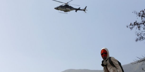 Attaque a l'helicoptere contre la cour supreme a caracas[reuters.com]